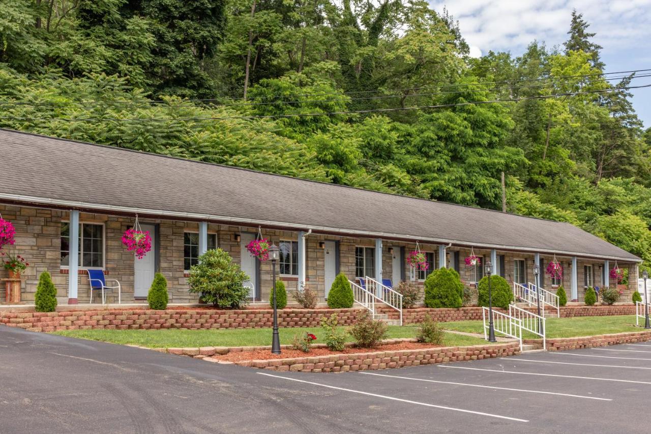 Budget Inn Watkins Glen Buitenkant foto