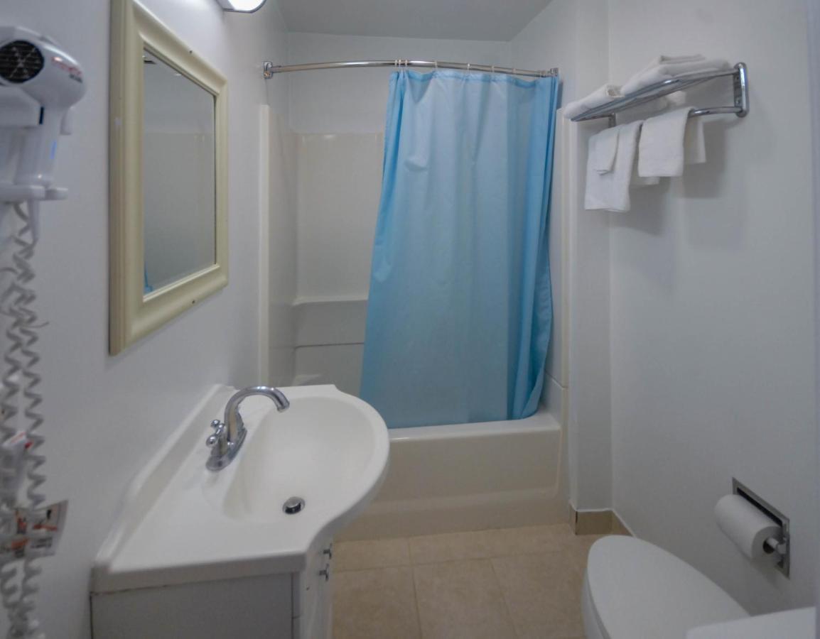 Budget Inn Watkins Glen Buitenkant foto