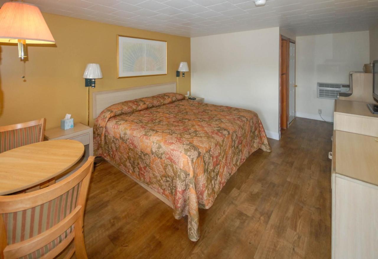 Budget Inn Watkins Glen Buitenkant foto
